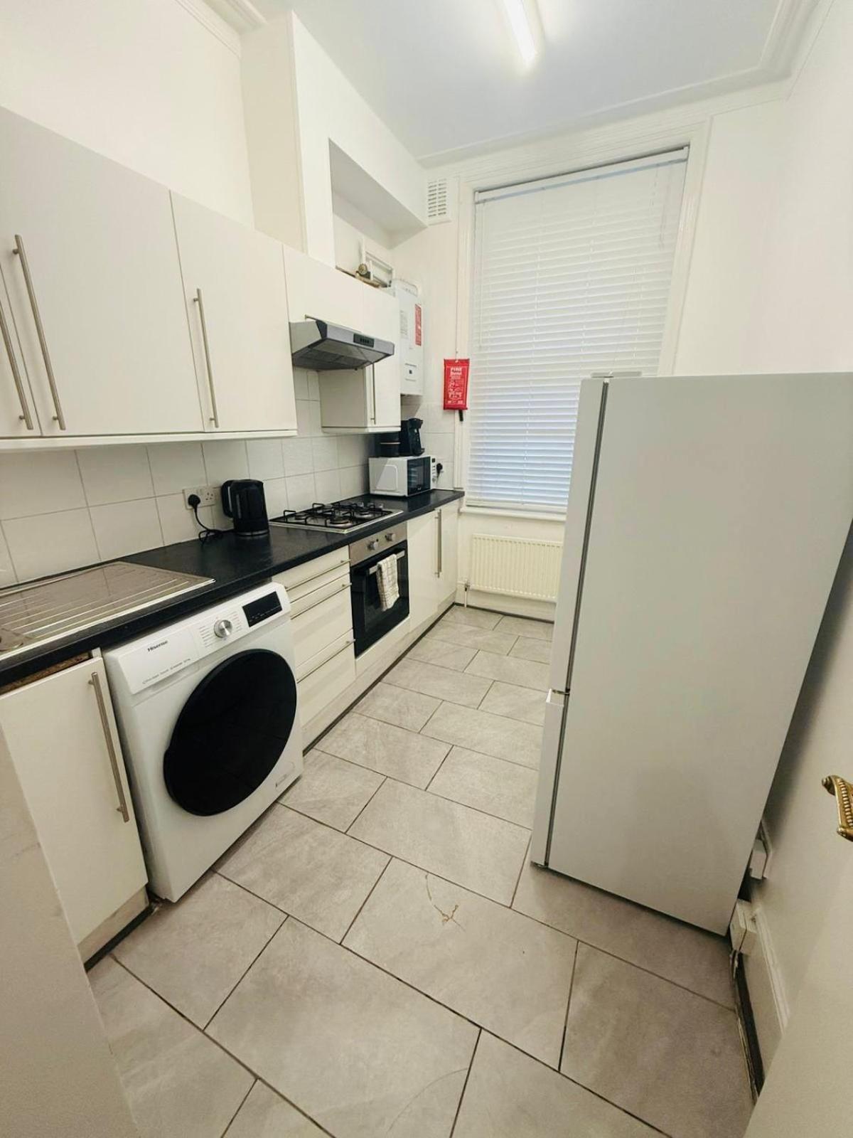 Apartamento Cricklewood Broadway Guest *